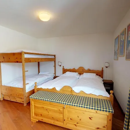 Apartamento Quadratscha -